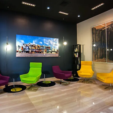 Отель Silken Amara Plaza 4*